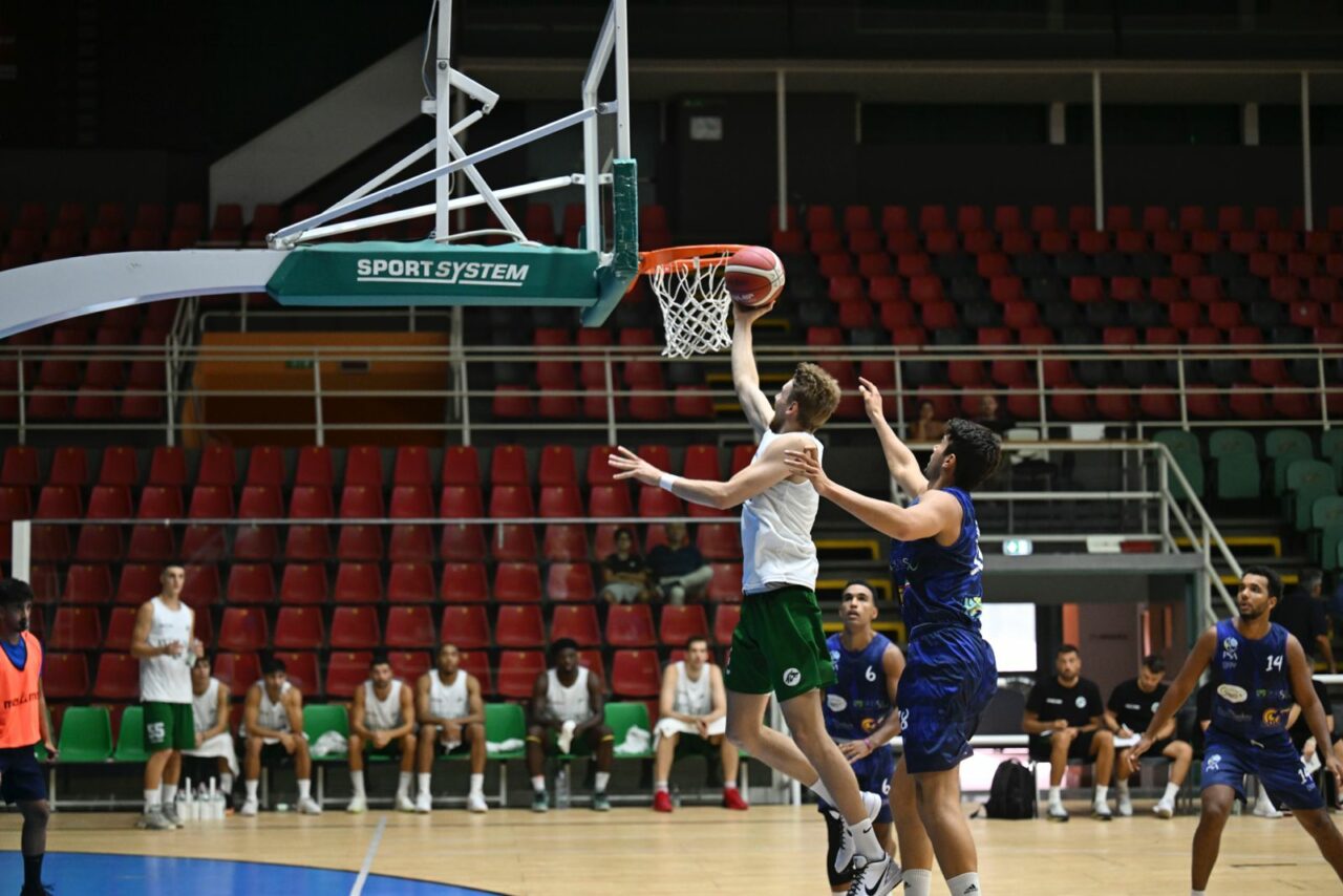 Stop contro Pesaro per l’Avellino Basket