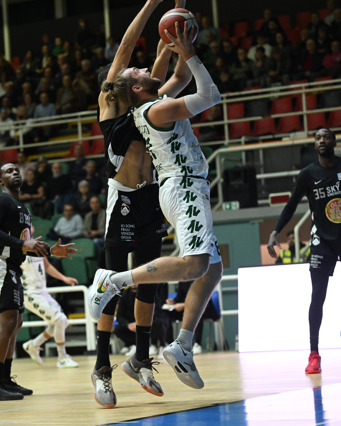 Turno infrasettimanale: l’Avellino Basket affronta Cantù