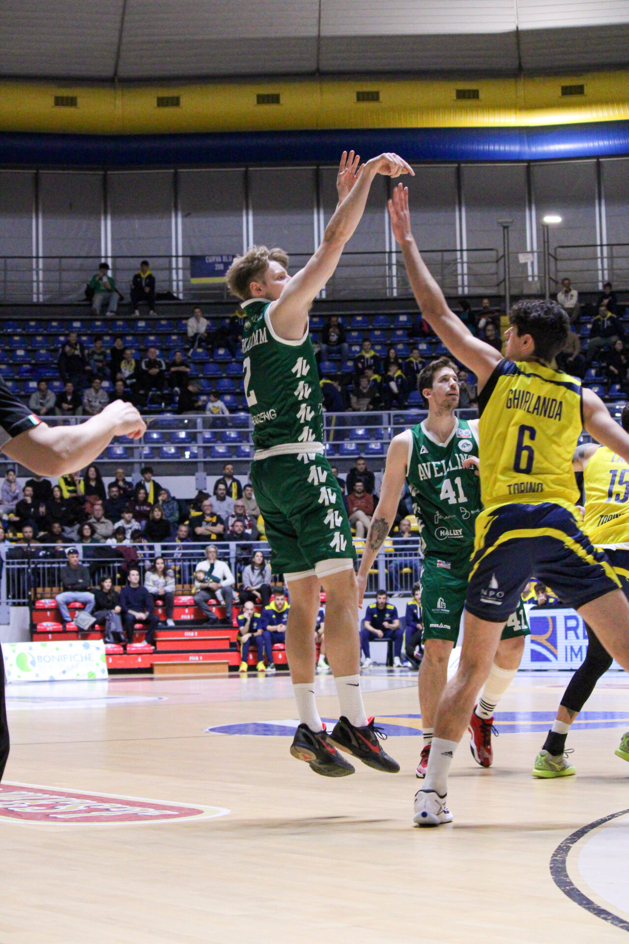 Jurkatamm e Mussini glaciali: l’Avellino Basket passa a Torino