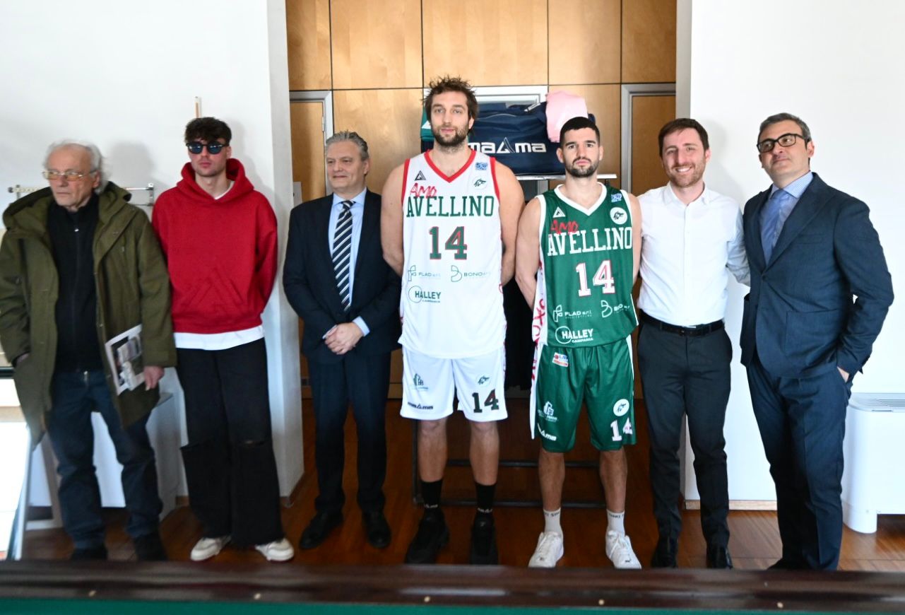 Avellino Basket e Magma lanciano la maglia Unico Amore 2025